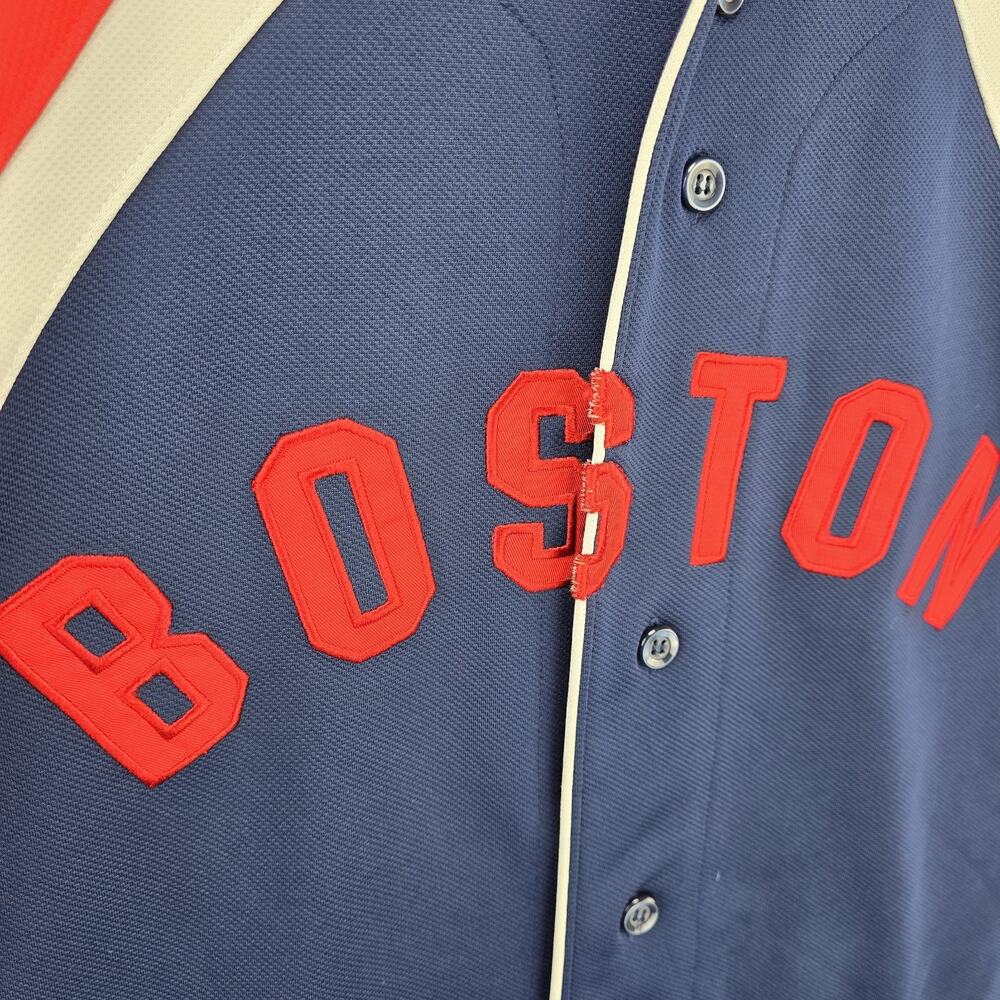Boston Red Sox Jersey Carl Yastrzemski #8 Mens Small Cooperstown Collection RARE - Picture 4 of 10